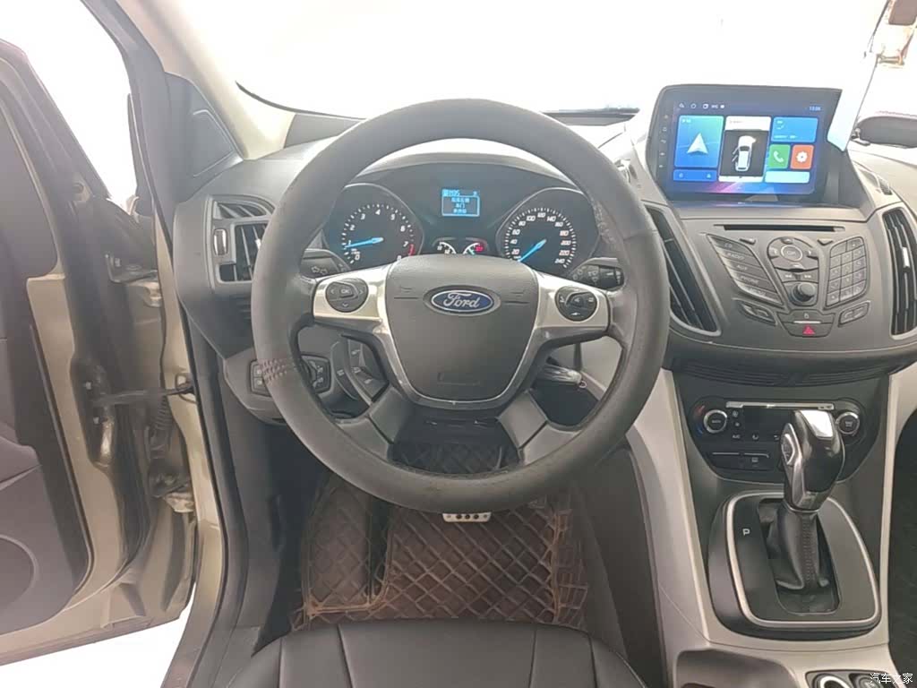Ford Kuga, 2016 11