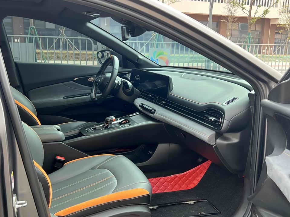 Trumpchi Shadow Leopard