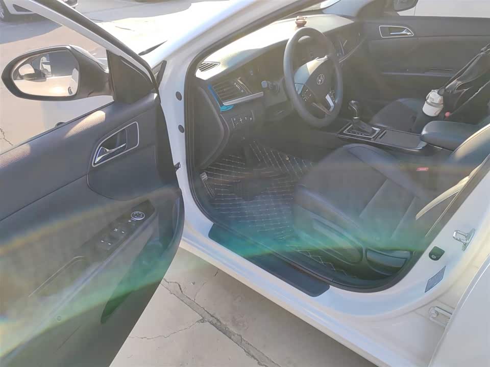 Hyundai Name picture