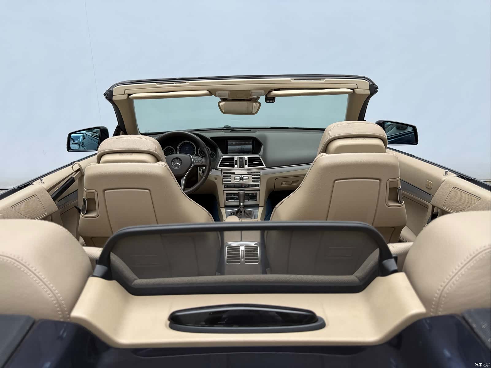 Mercedes-Benz E-Class, 2013 20