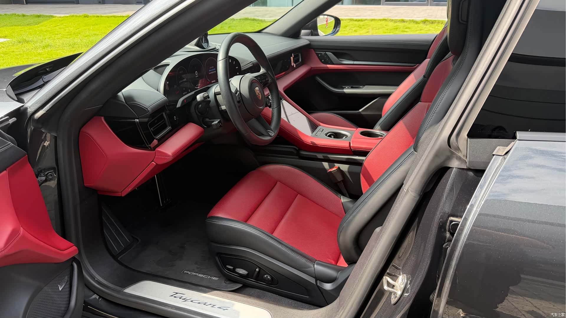 Porsche Taycan, 2025 6