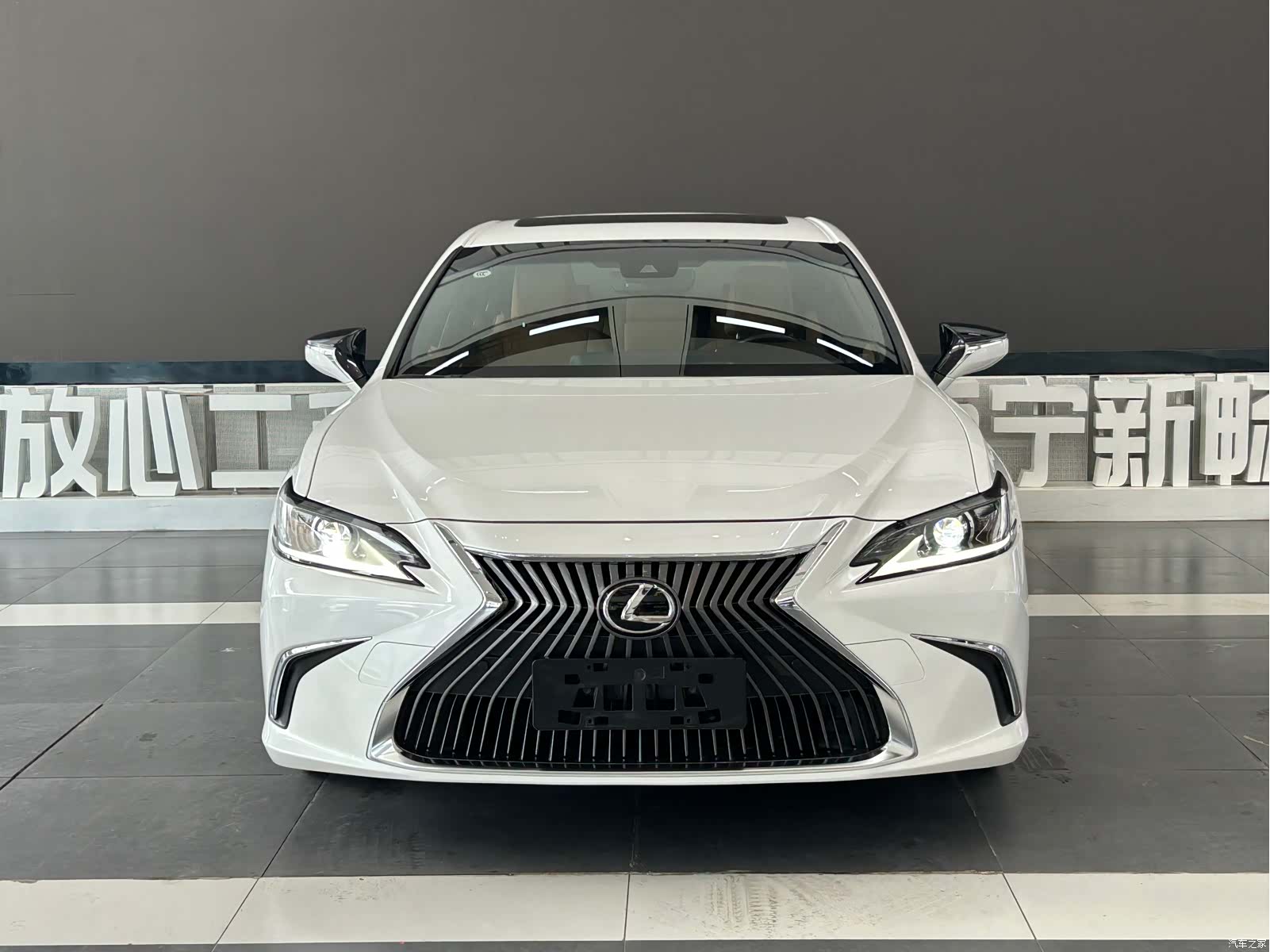 Lexus ES, 2019 2