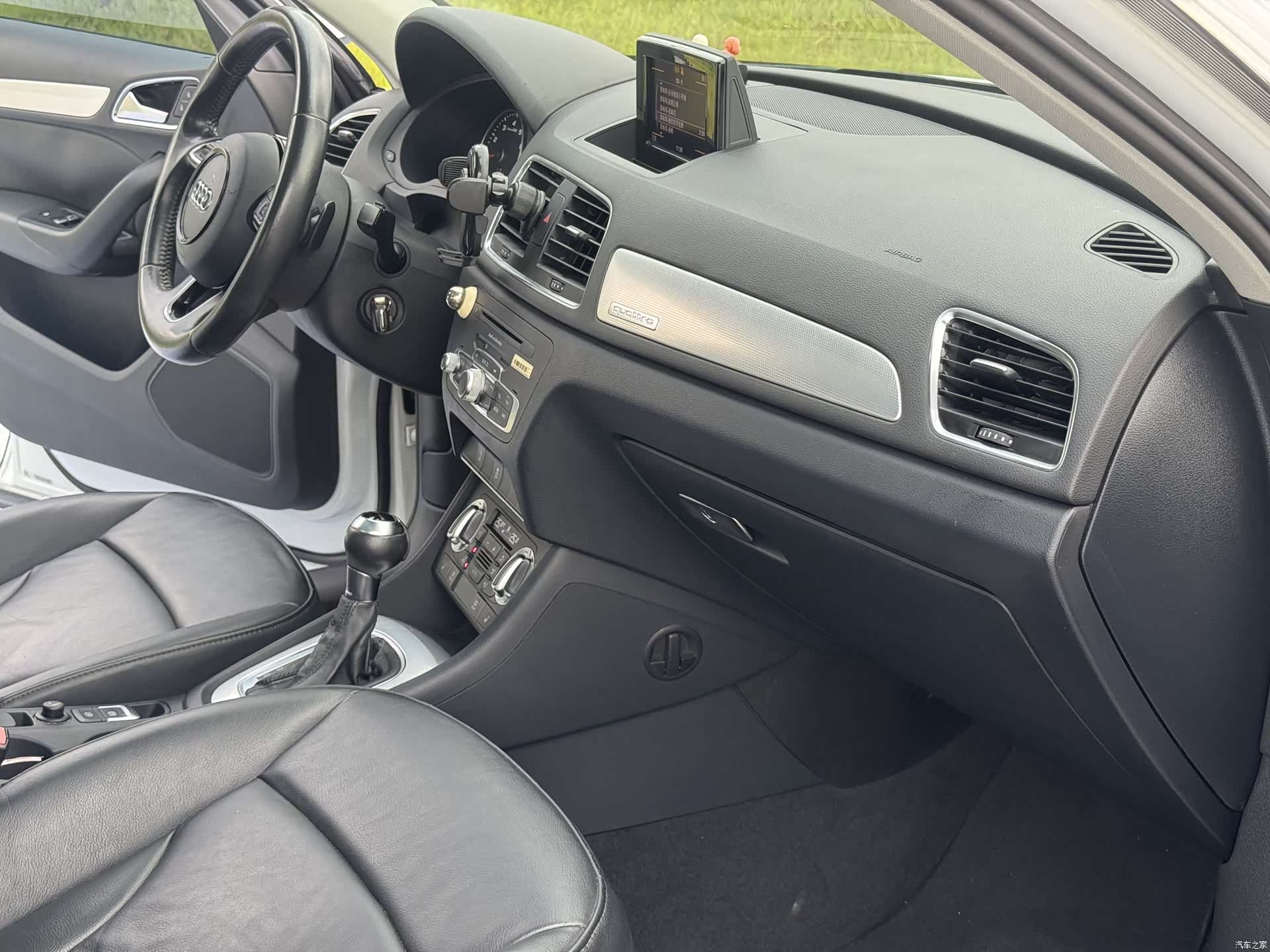 Audi Q3, 2014 23