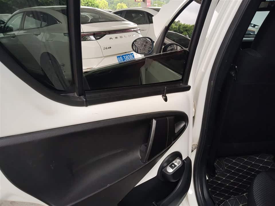 BYD e1 BYD e1