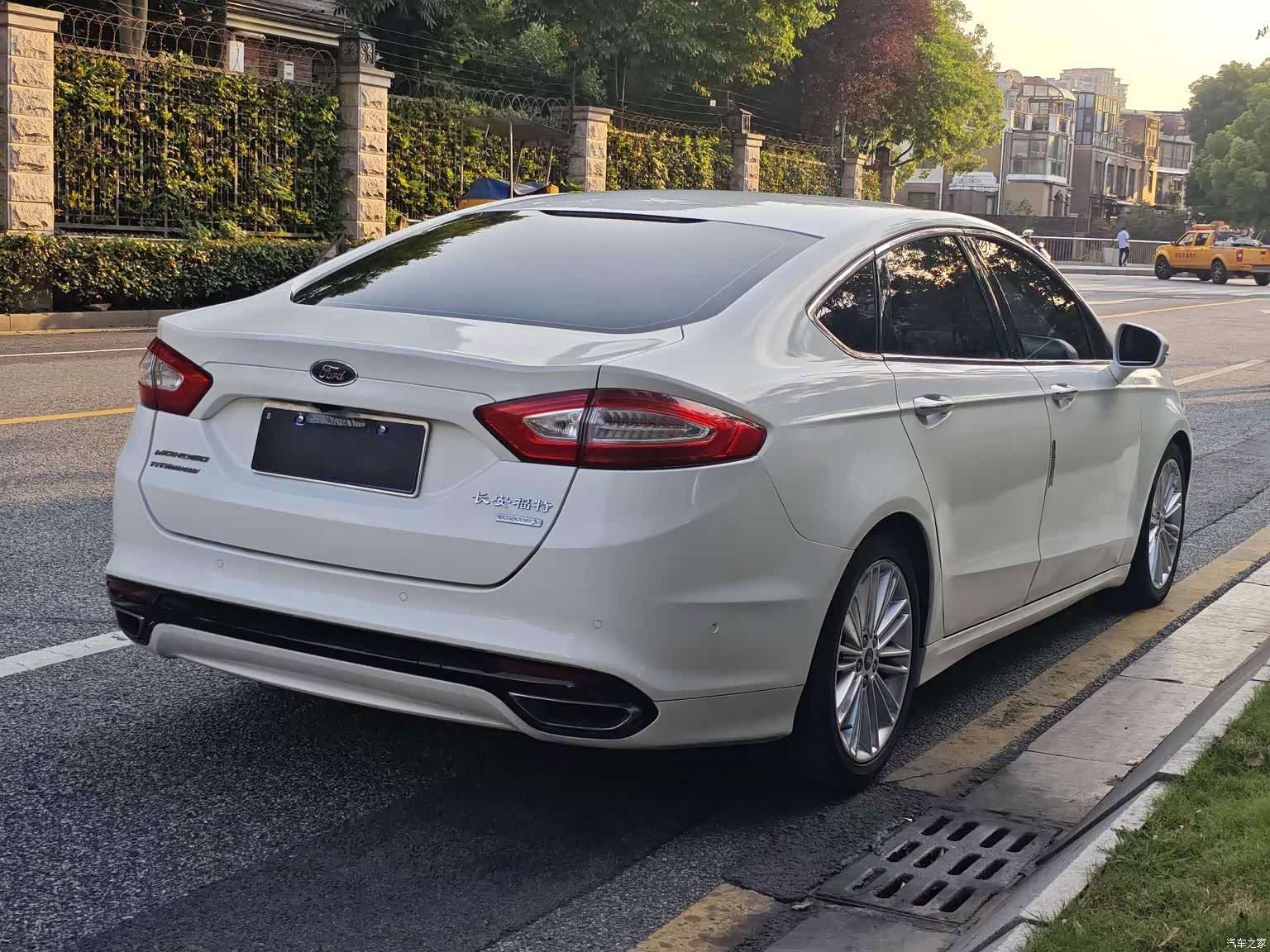 Ford Mondeo, 2014 14