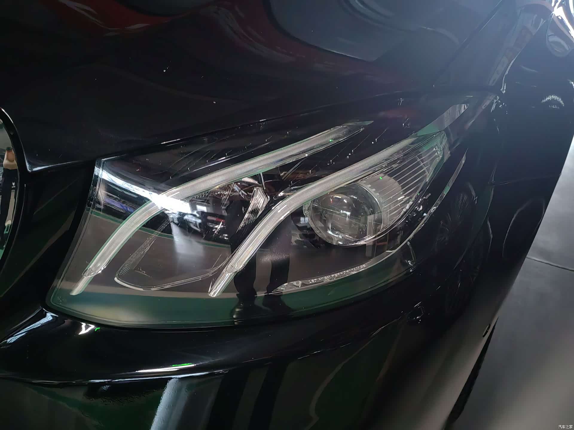 Mercedes-Benz E-Class, 2019 14