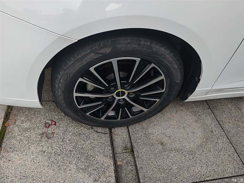 Roewe i5, 2021 23
