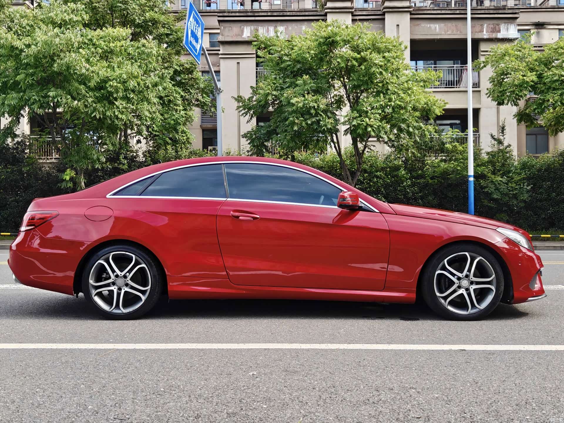 Mercedes-Benz E-Class, 2015 4