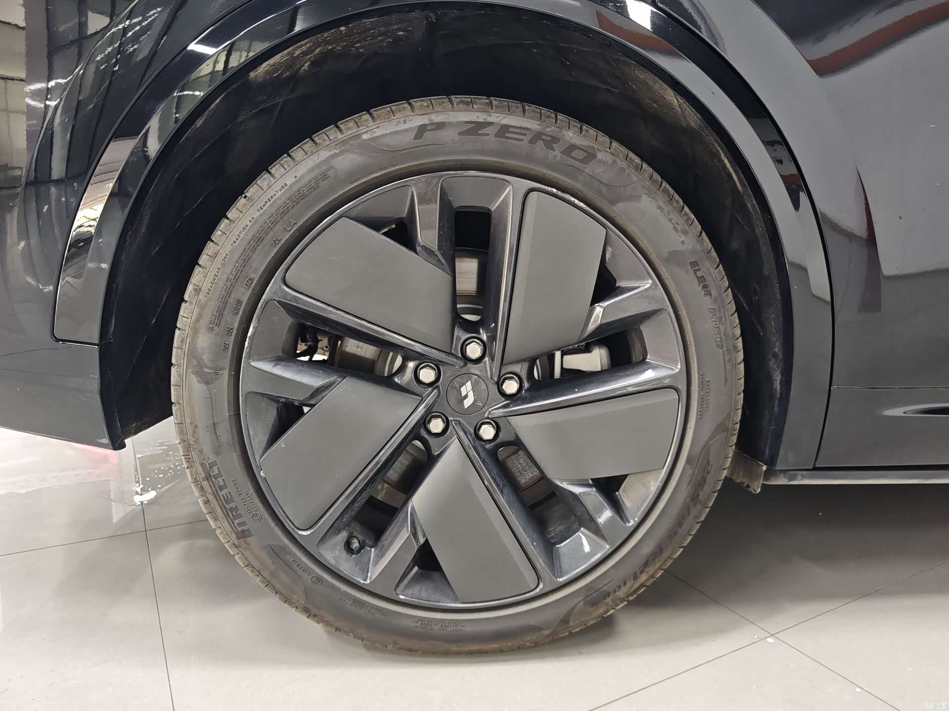 Li Auto L8, 2025 15