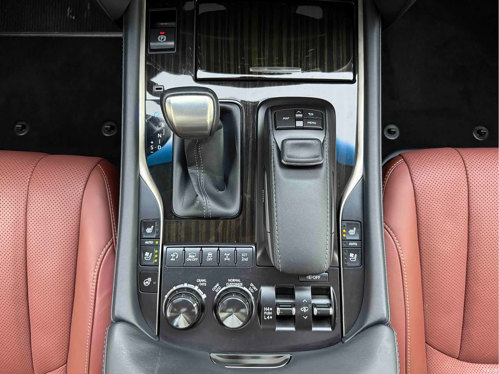 Lexus LX, 2021 15
