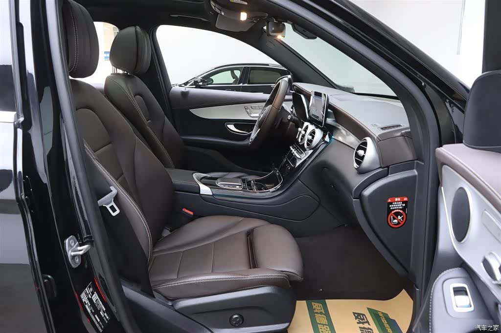 Mercedes-Benz GLC, 2022 19
