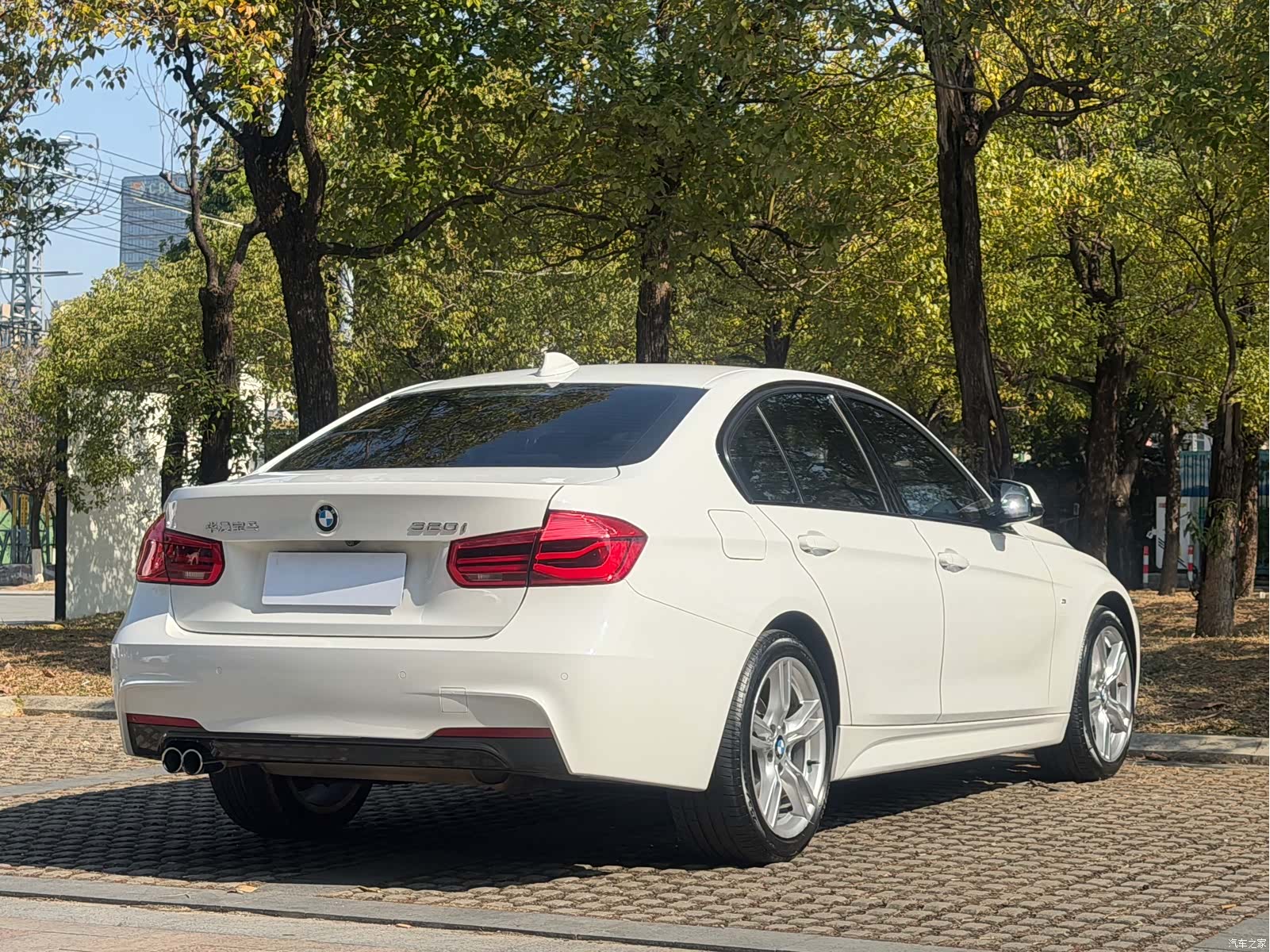 BMW 3 Series, 2017 18