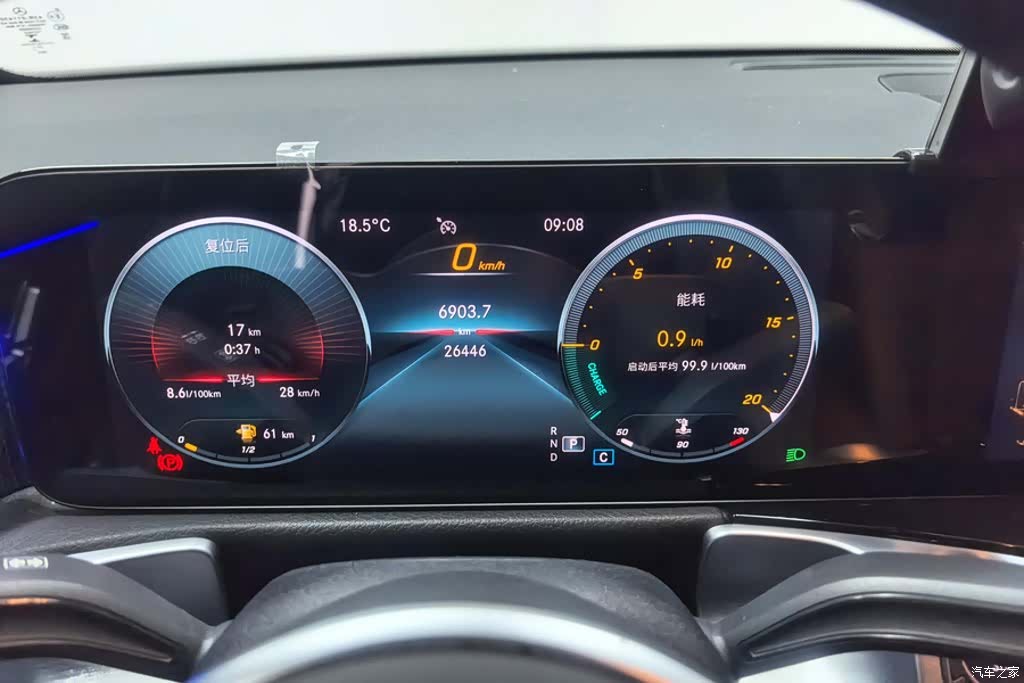 Mercedes-Benz GLB, 2022 14