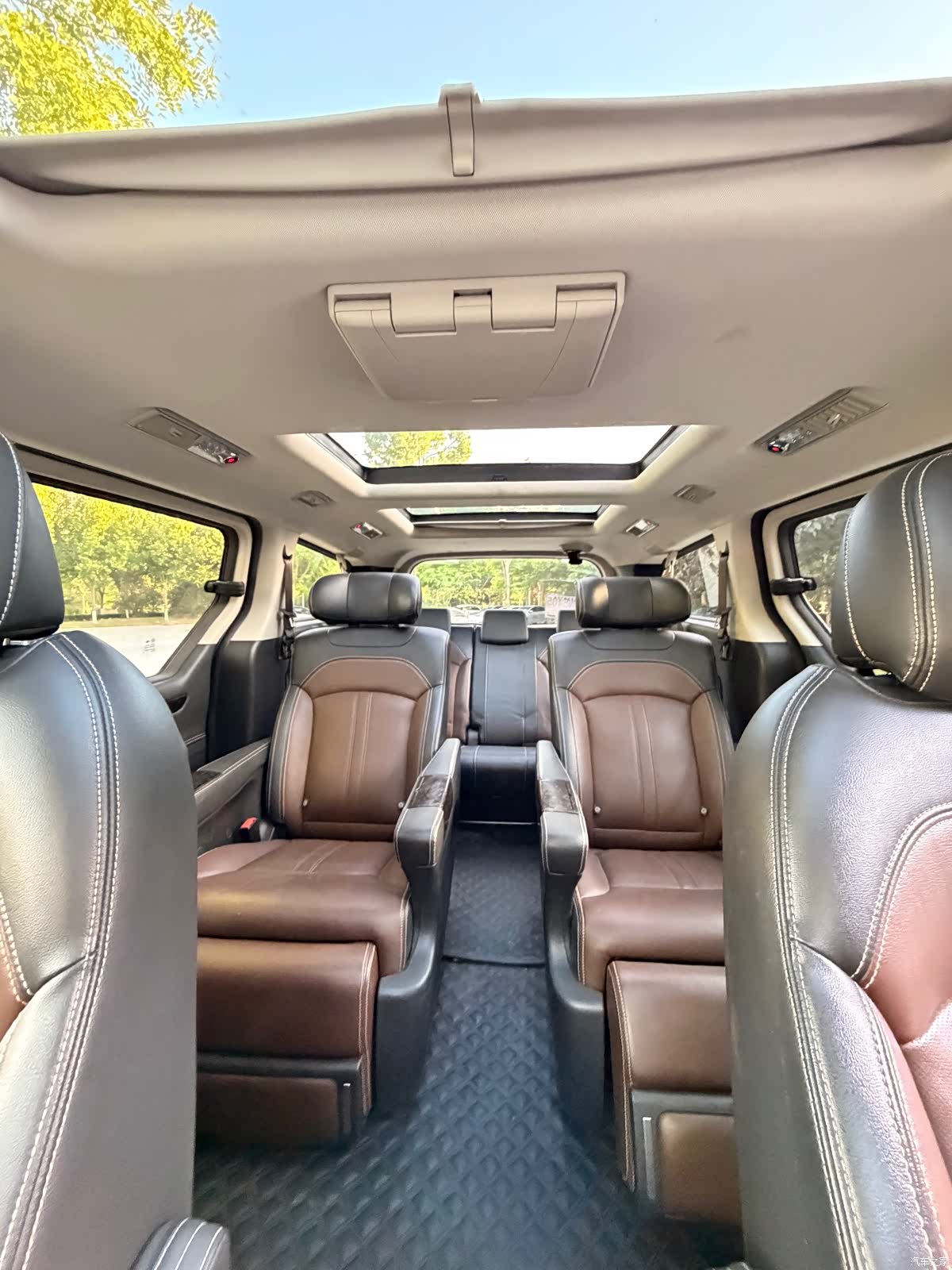 Maxus G10, 2017 8