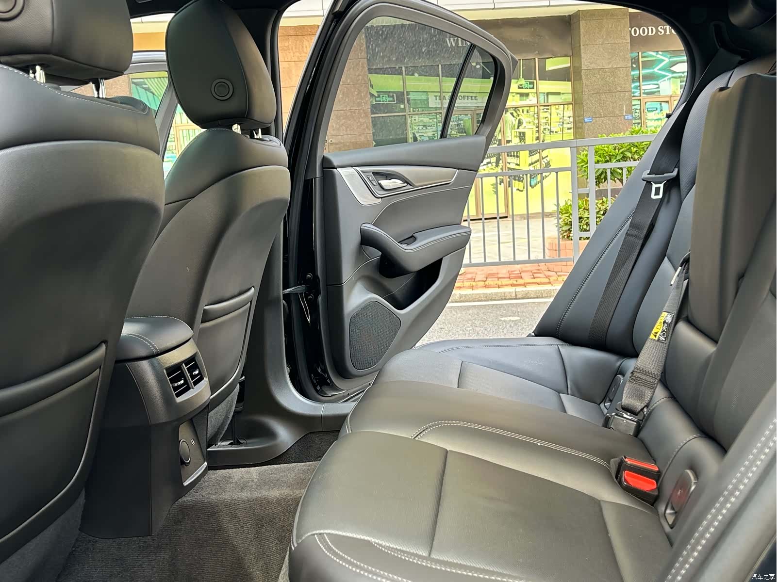 Cadillac CT5, 2022 12