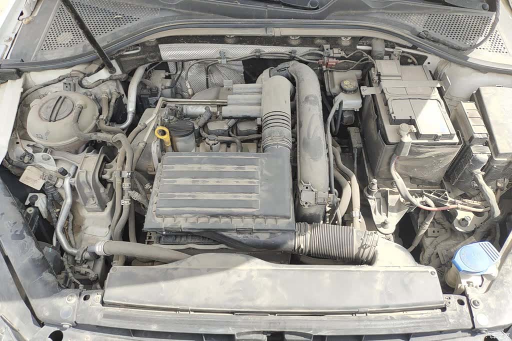 Volkswagen Lamando, 2017 10