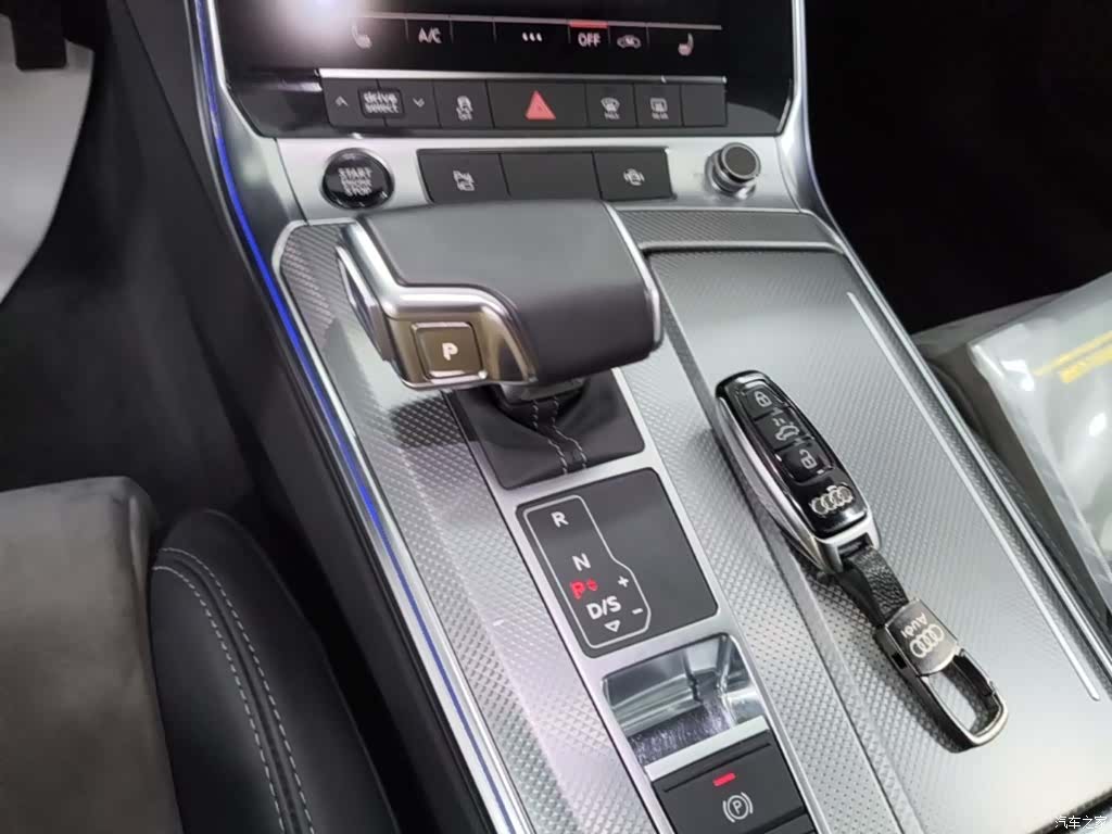 Audi A6L, 2021 21