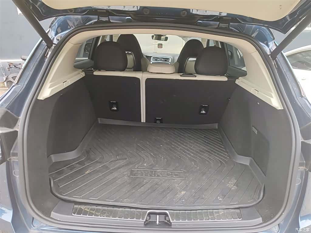 Lynk & Co 01, 2018 19