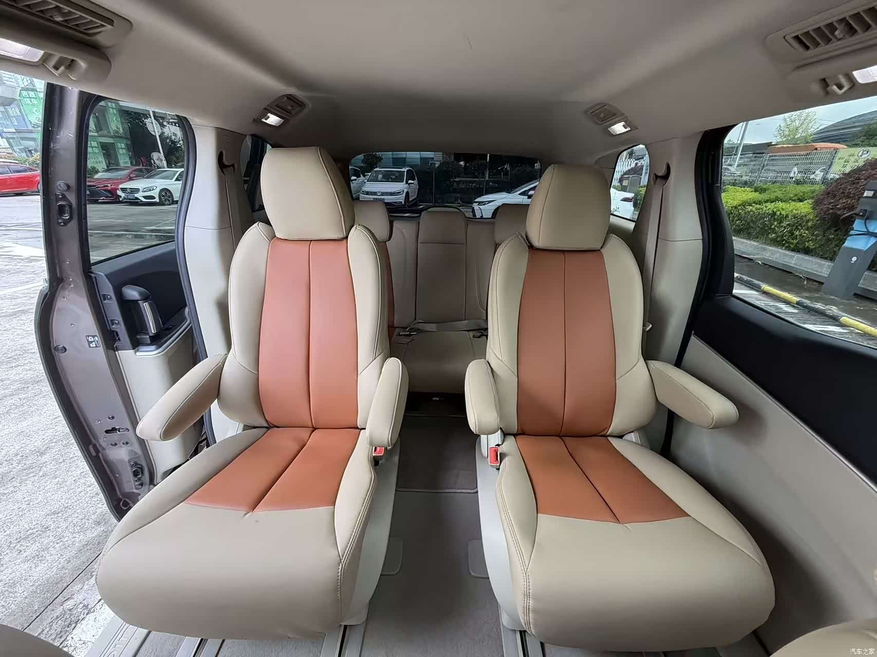 Buick GL8, 2016 13