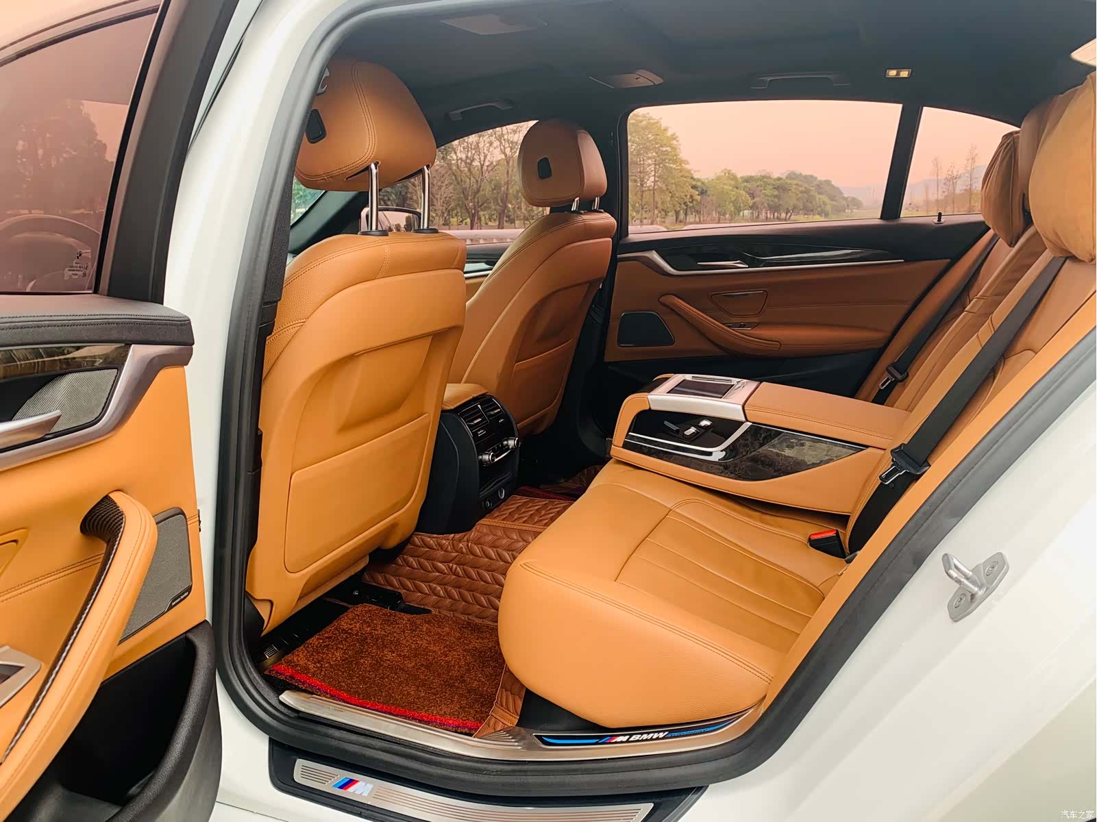 BMW 5 Series, 2018 8