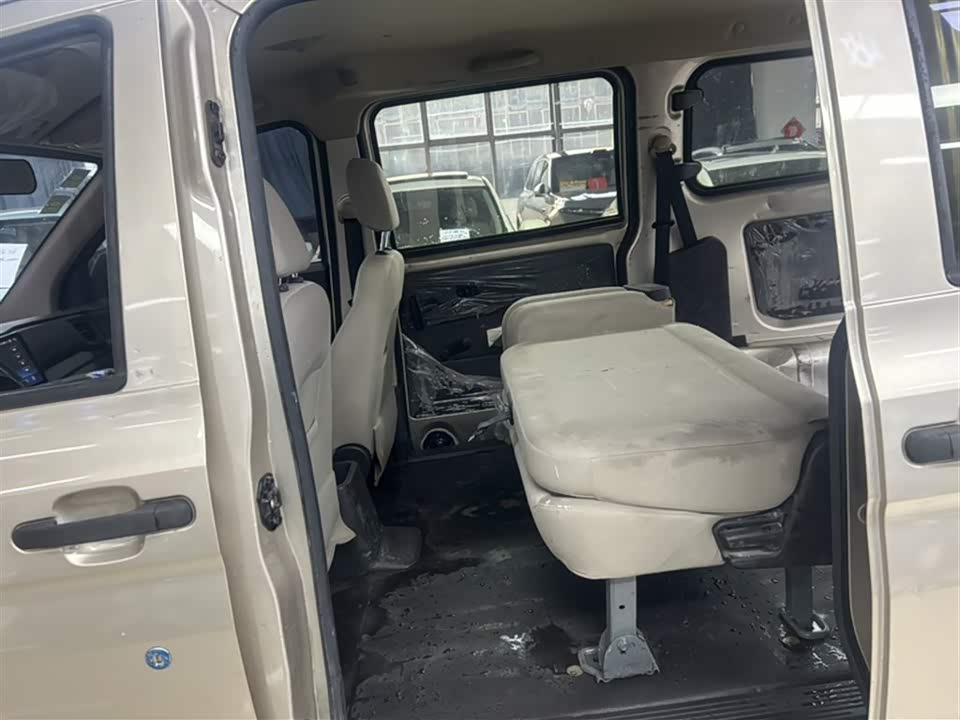 Wuling Wuling Hongguang V