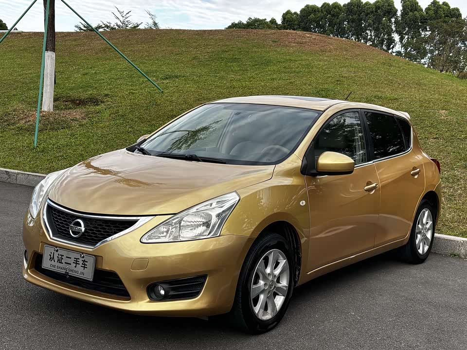Nissan TIIDA