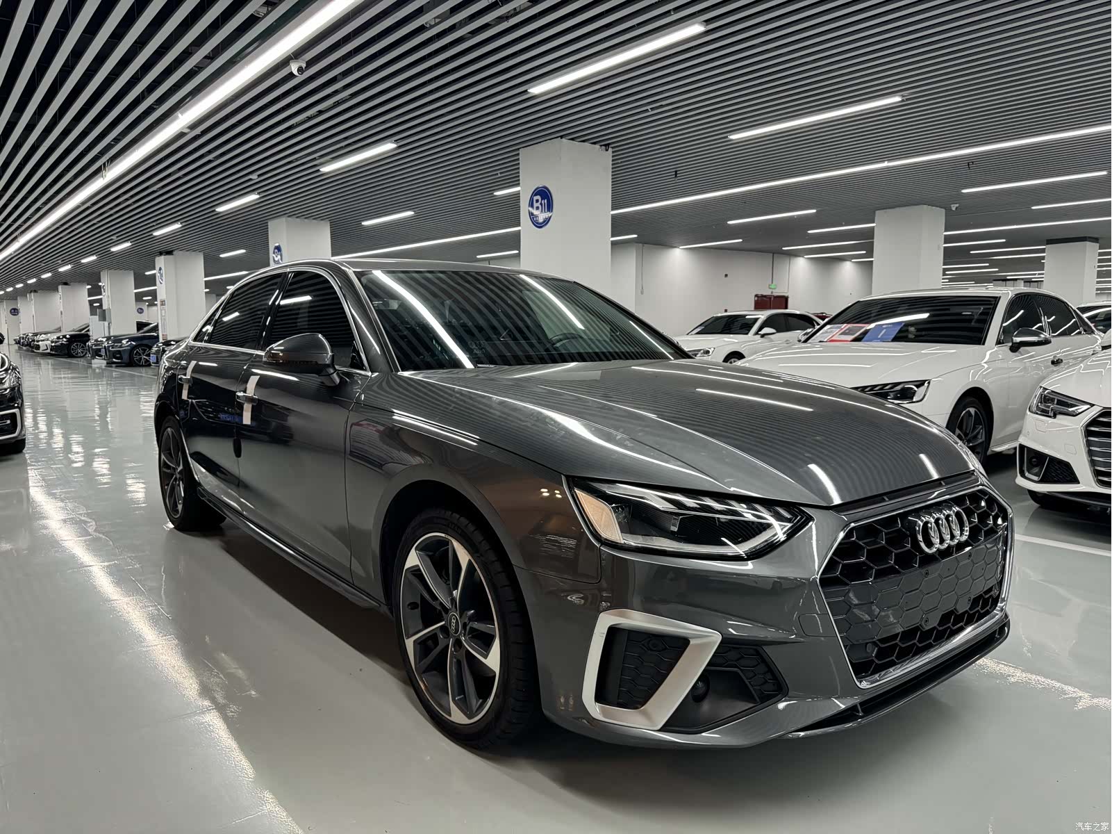 Audi A4L, 2022 3