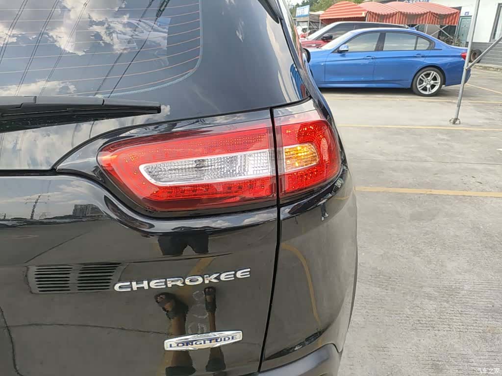 Jeep Cherokee, 2017 8