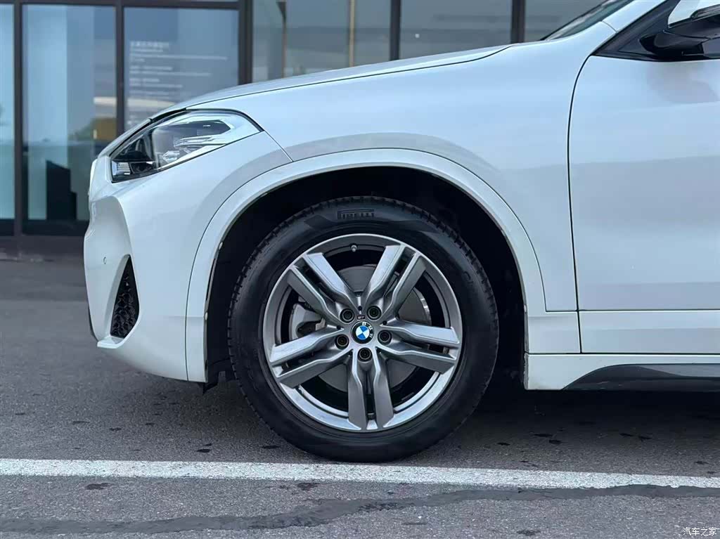 BMW X2, 2023 все фото