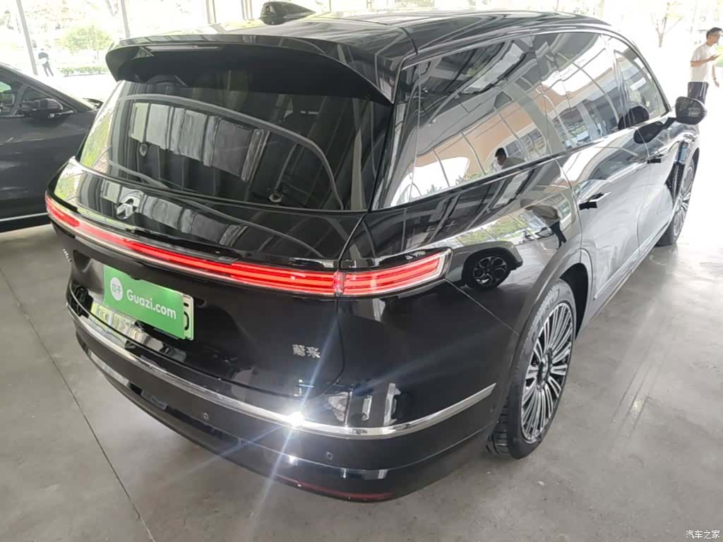 NIO ES8, 2025 7