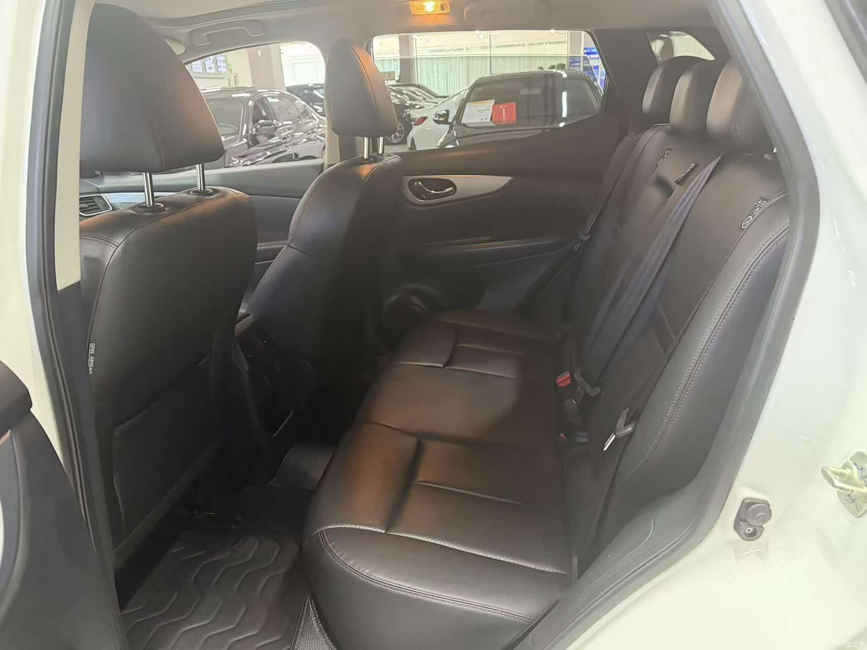 Nissan Qashqai, 2023 все фото