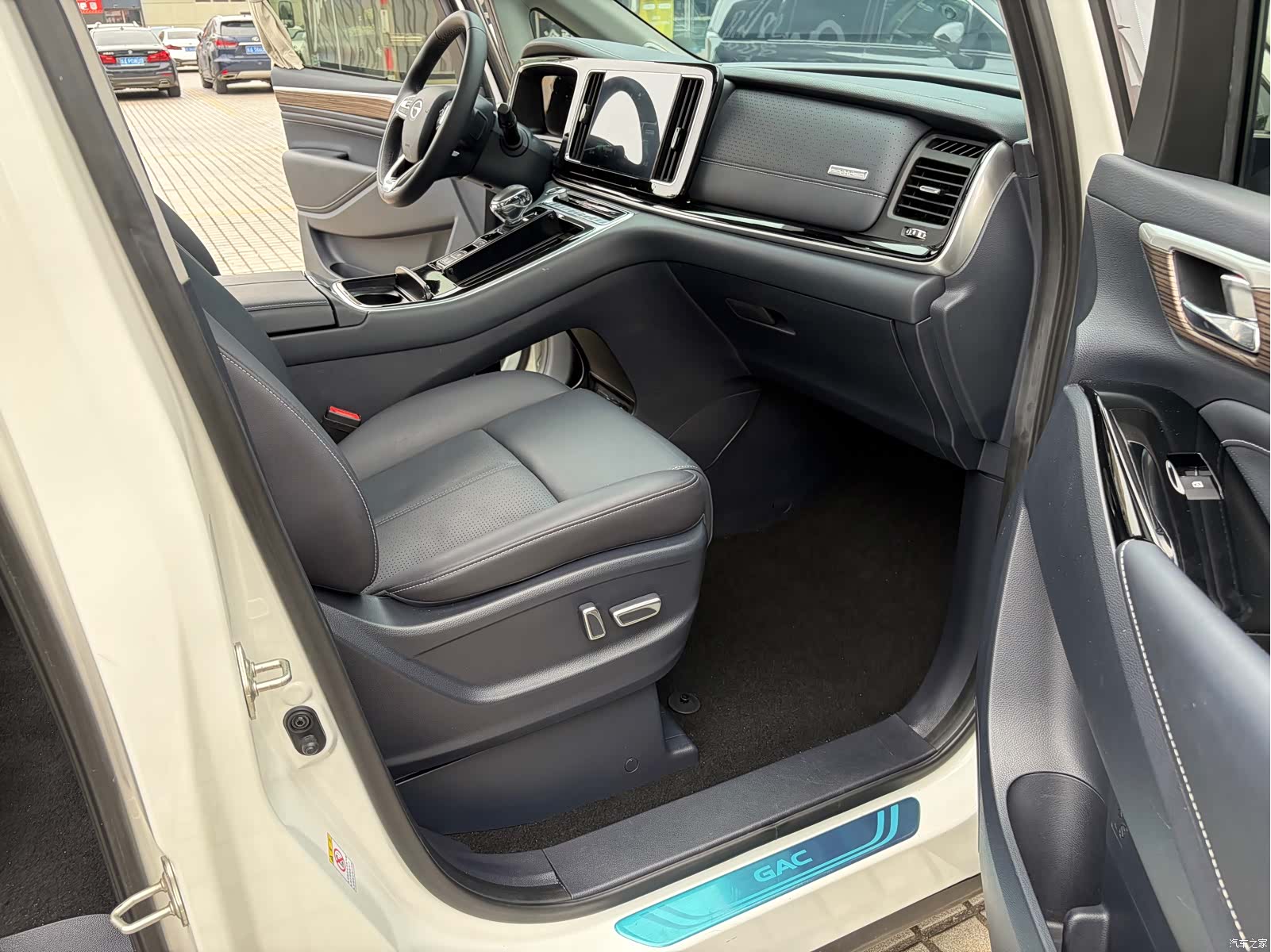 Trumpchi M8, 2021 14