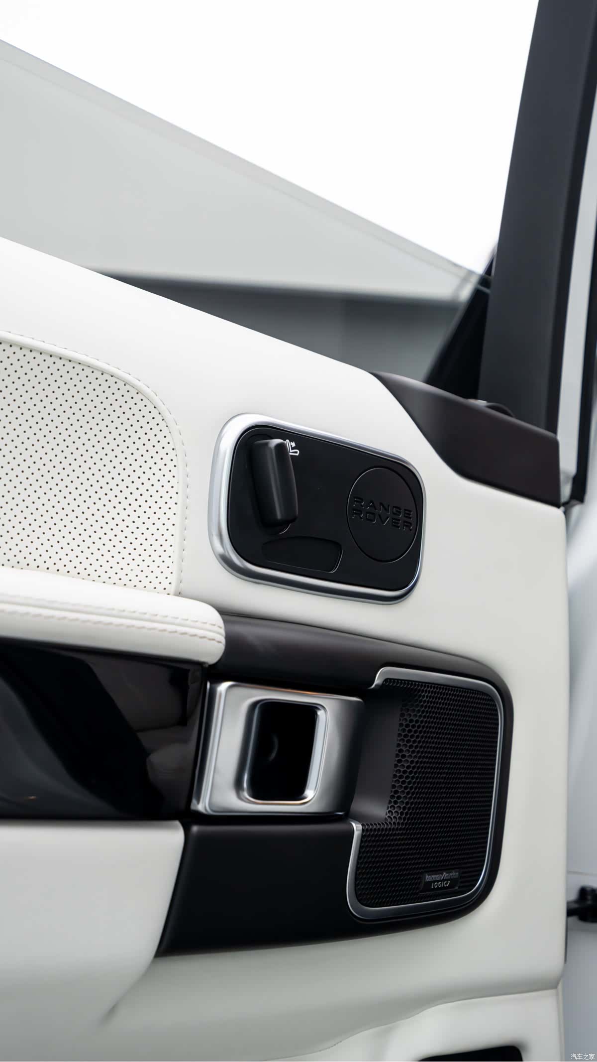 Land Rover Range Rover, 2012 16