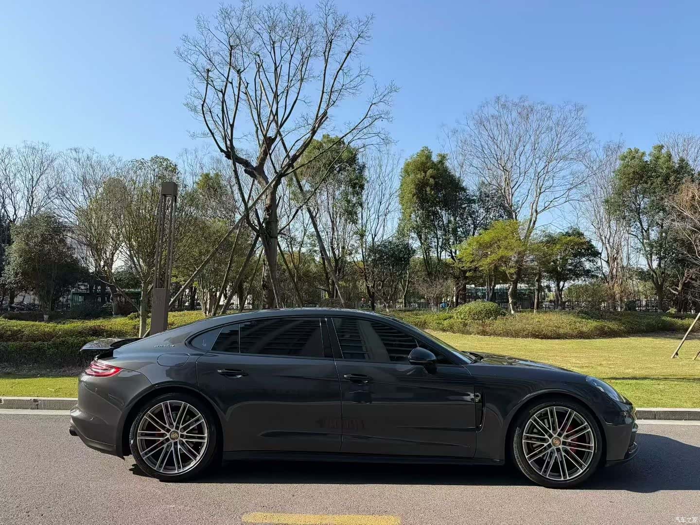 Porsche Panamera, 2018 4