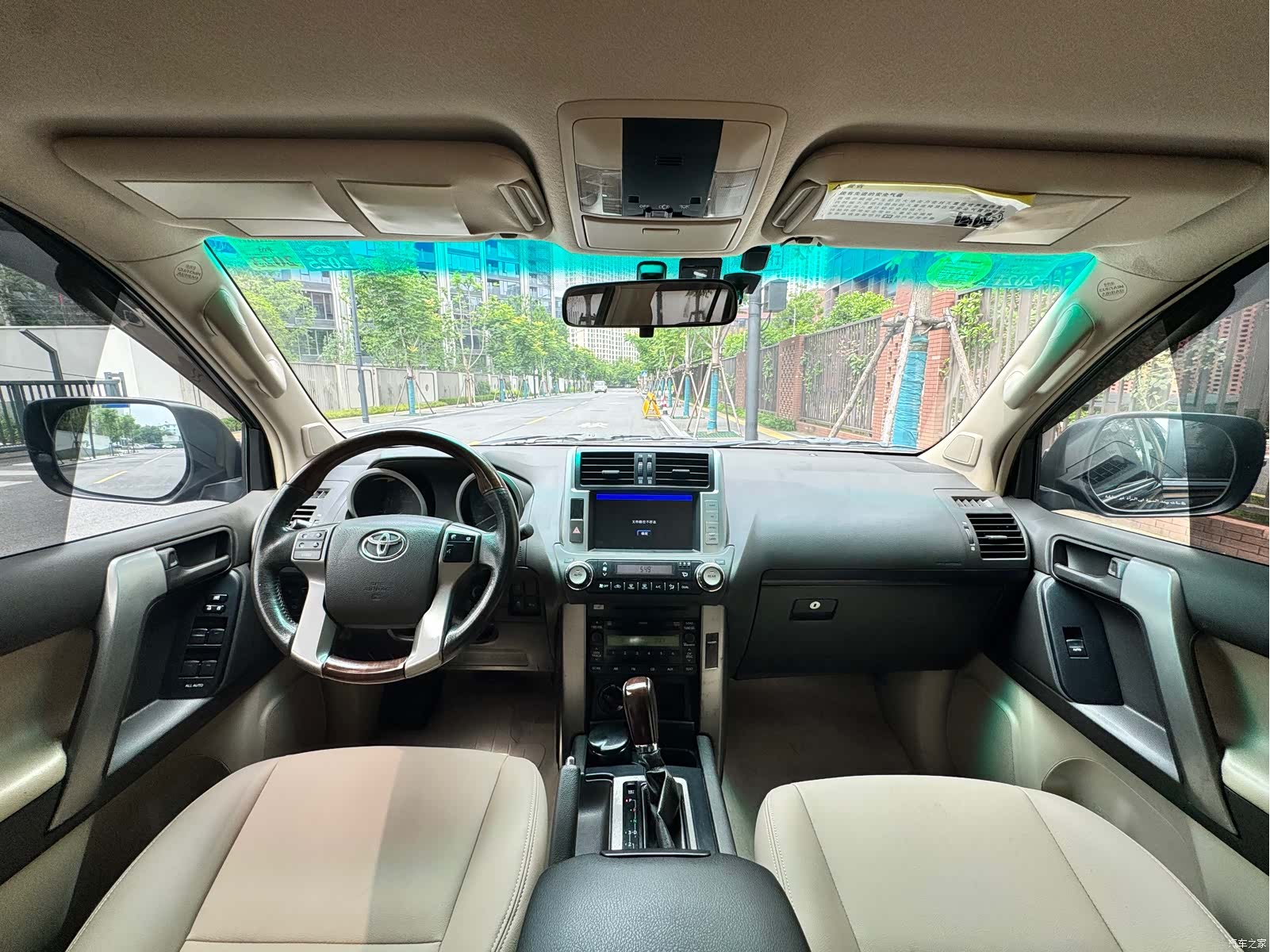Toyota Prado, 2013 все фото