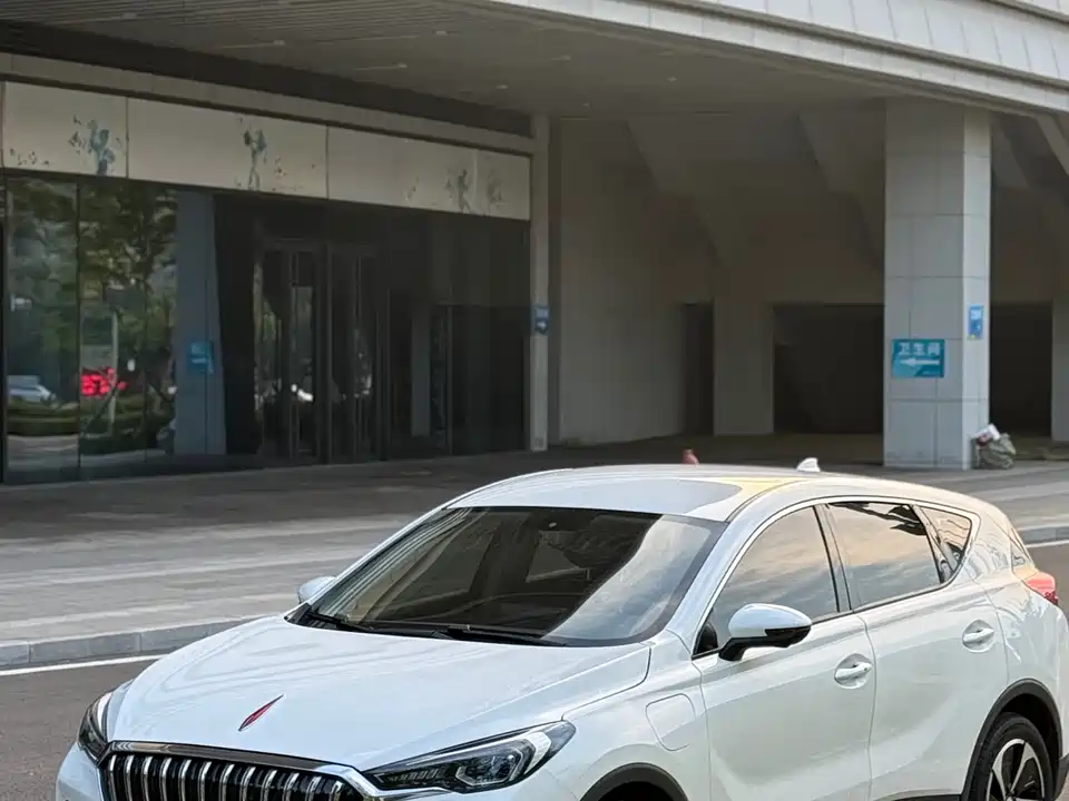 Hongqi E-HS3 Hongqi E-HS3