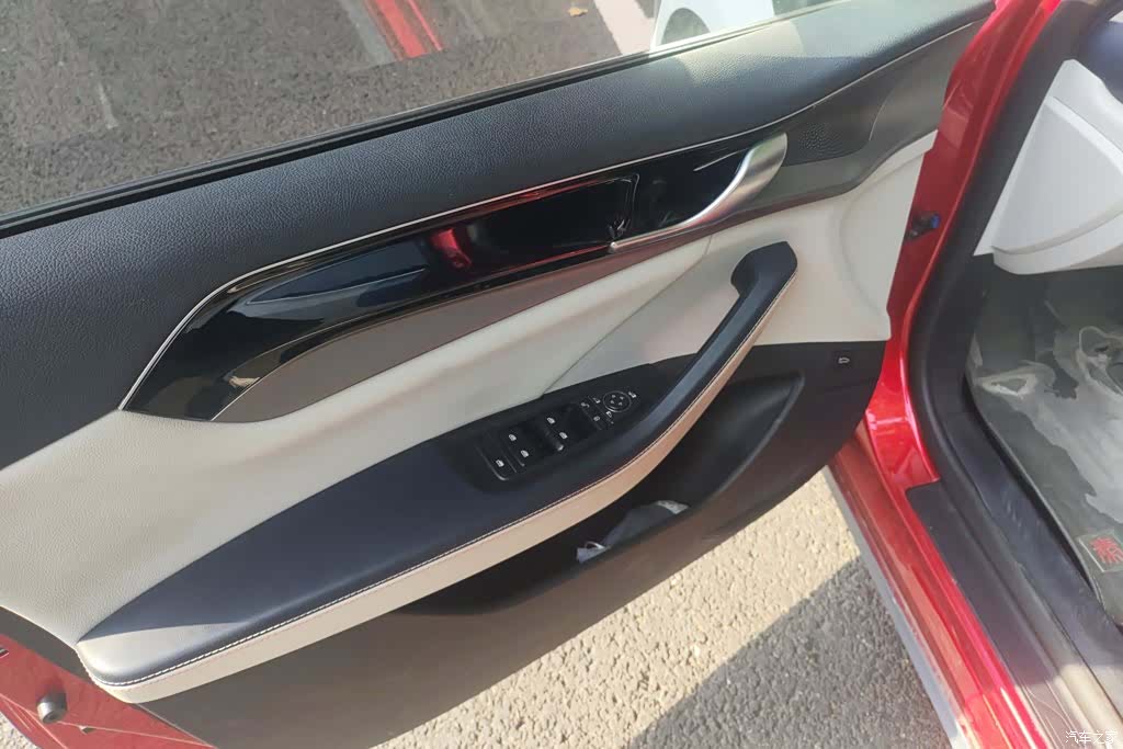 BYD Qin, 2022 7