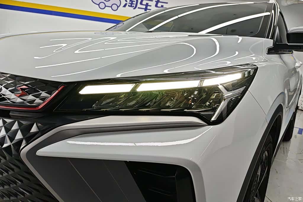 Geely Coolray, 2022 все фото