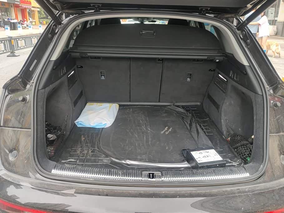Audi Q5L Audi Q5L