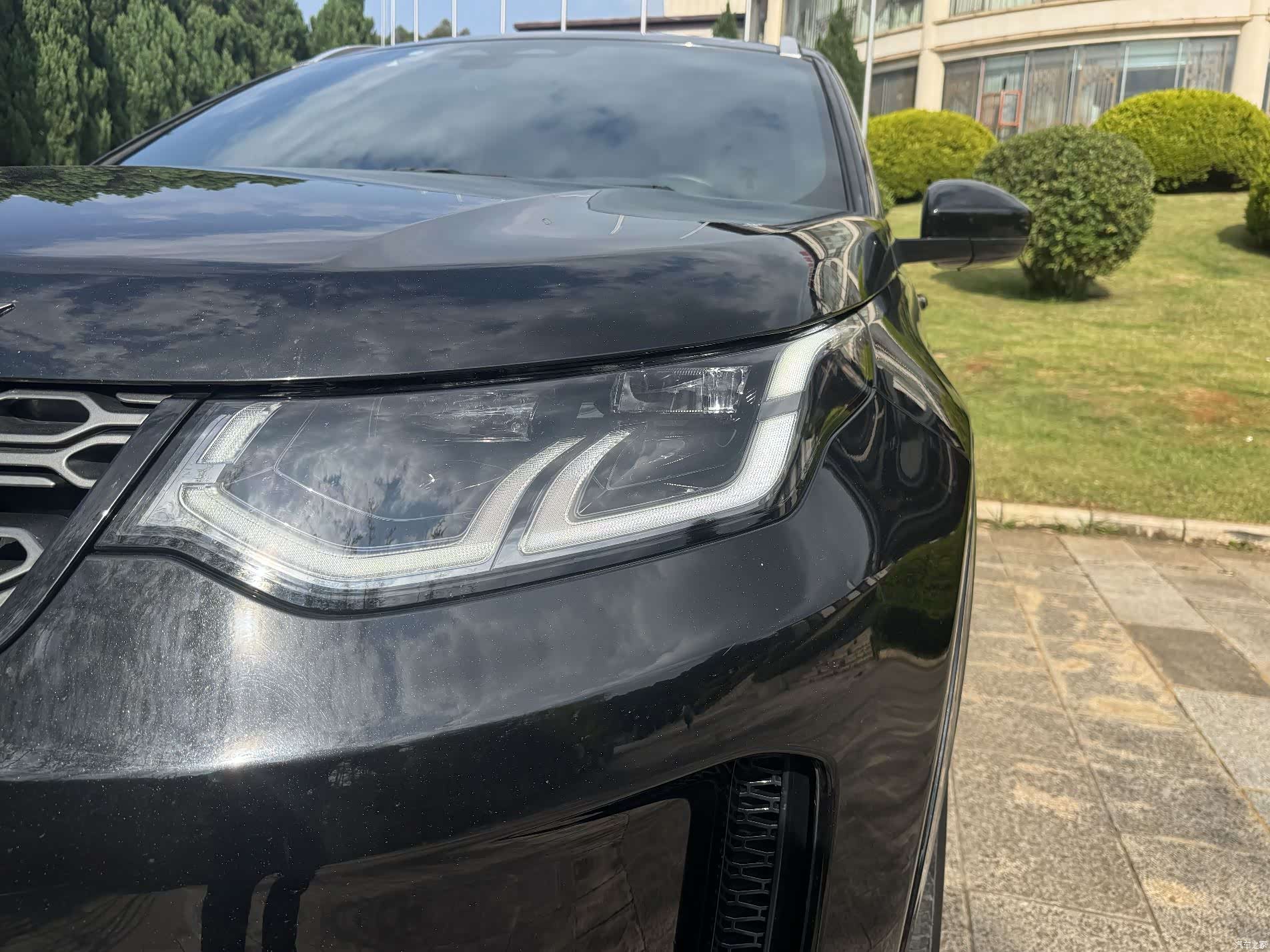 Land Rover Discovery, 2023 4