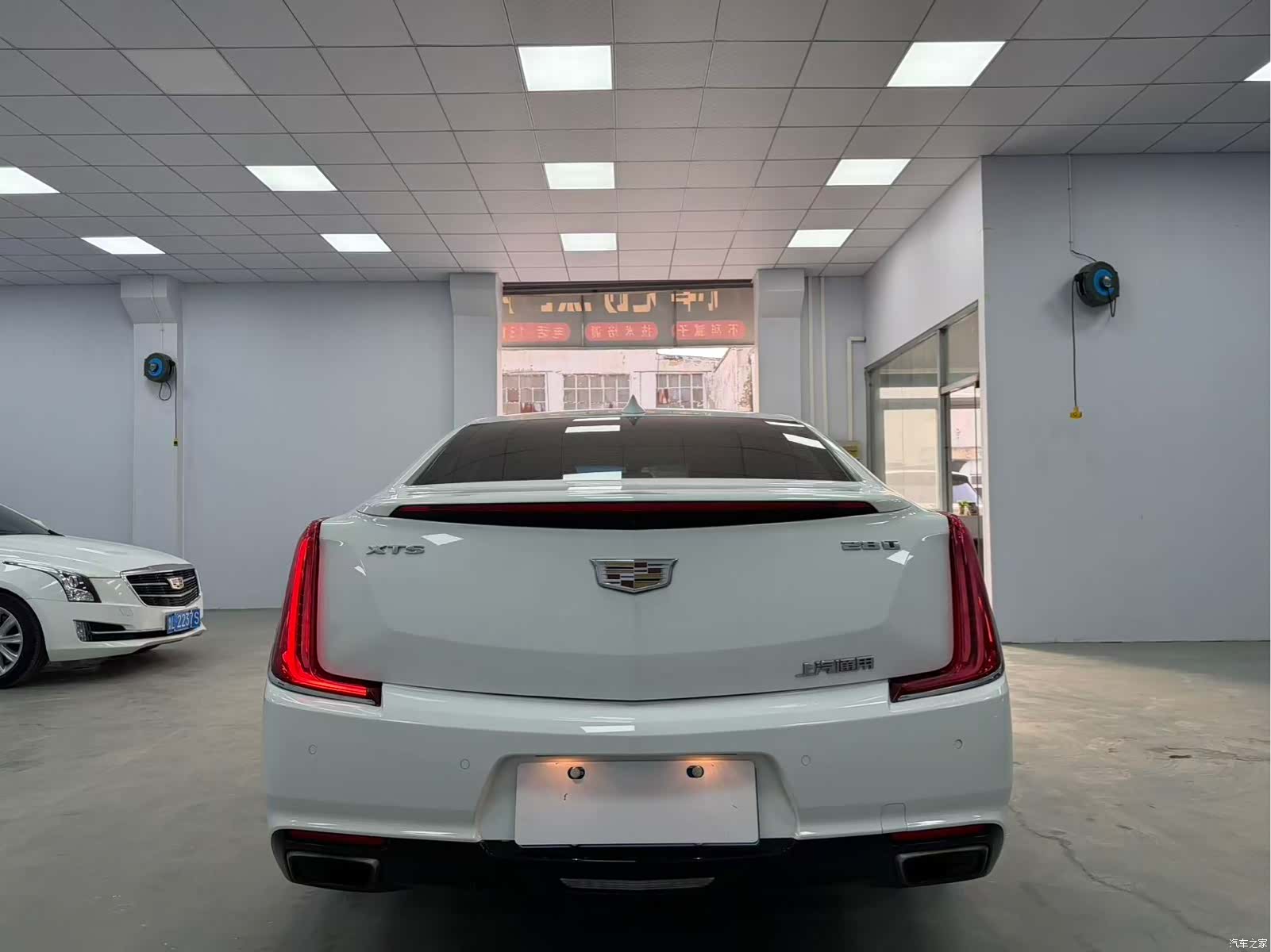 Cadillac XTS, 2018 все фото