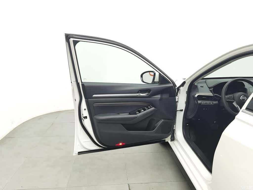 Nissan Teana, 2021 8