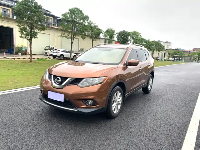 Nissan X-Trail 2016 — купить из Китая под заказ