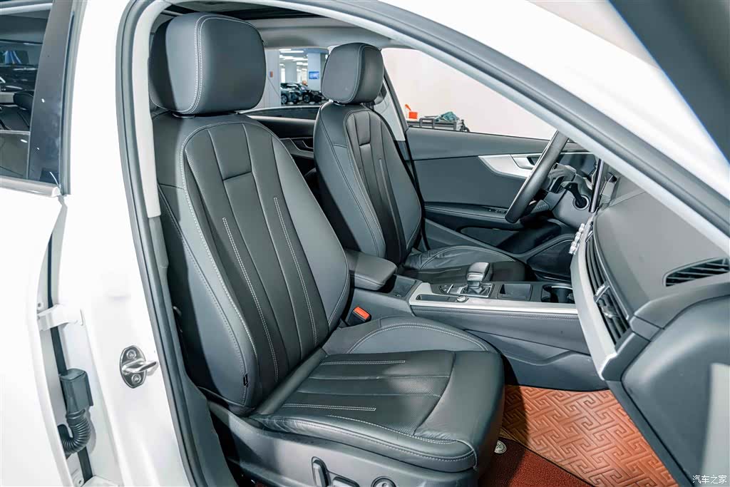 Audi A4L, 2021 18
