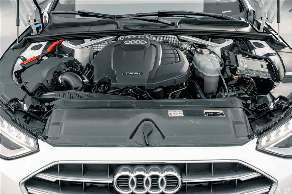 Audi A4L, 2021 23