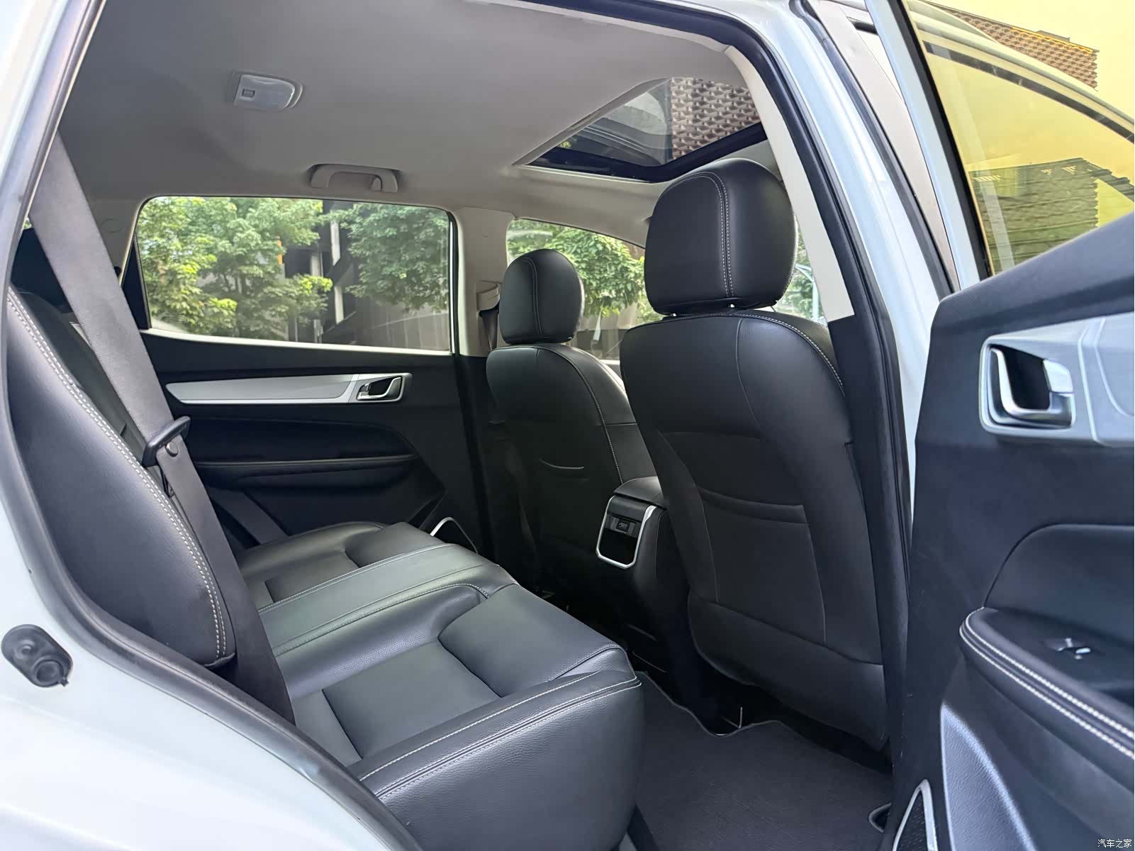 Geely X6, 2019 15