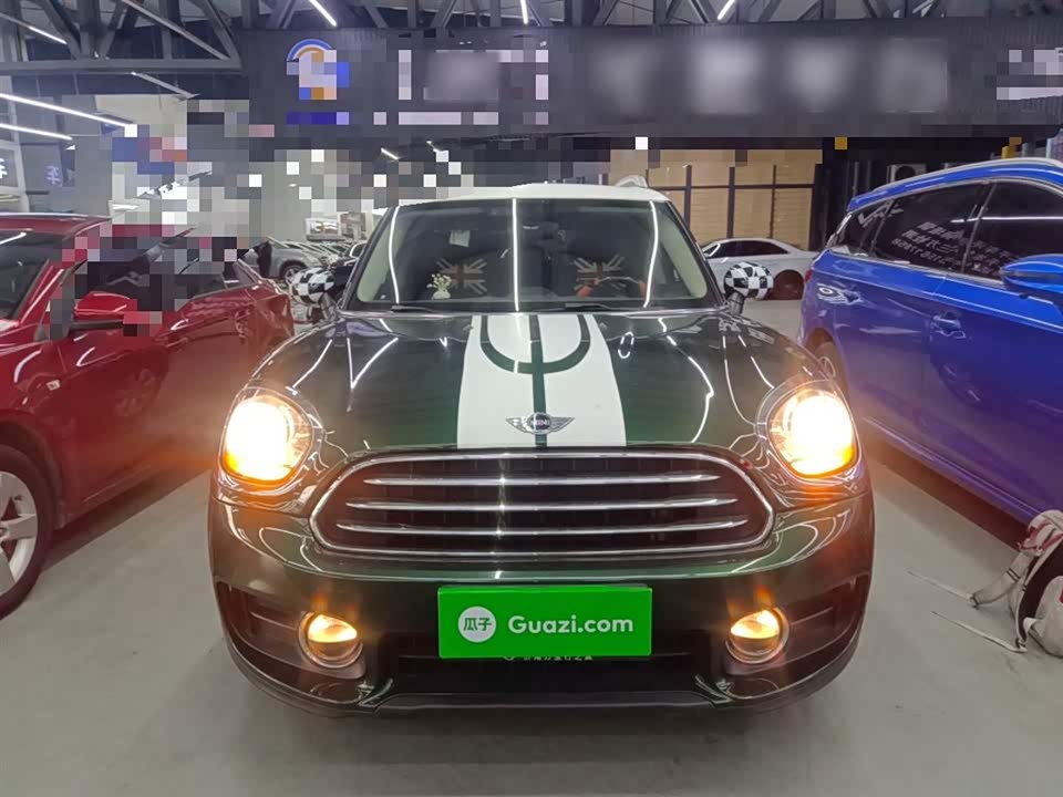 MINI COUNTRYMAN