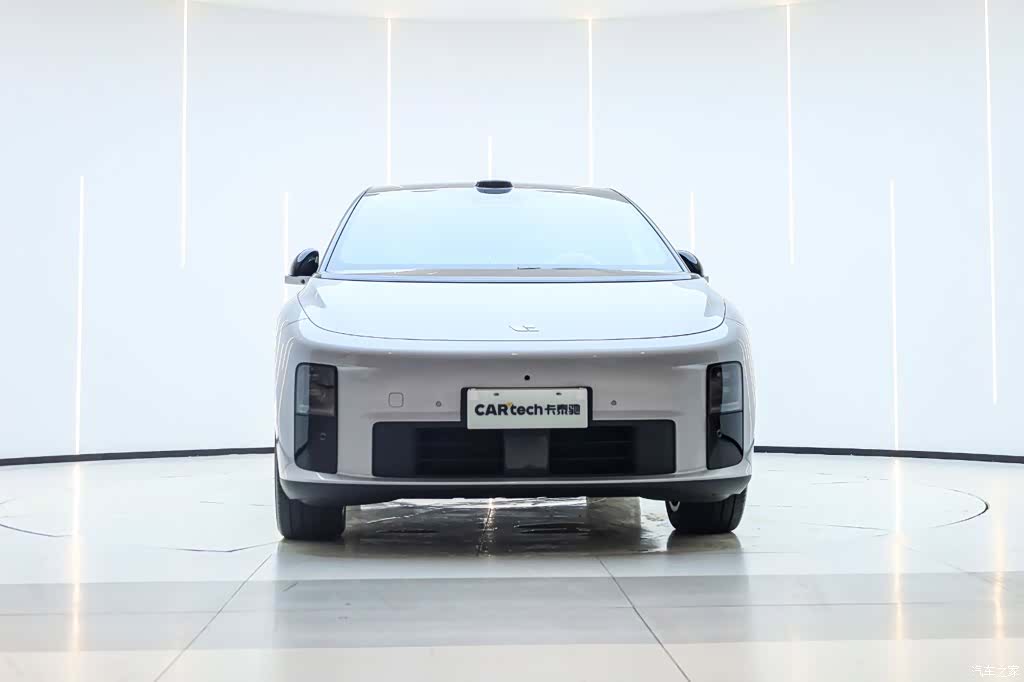 Li Auto i6, 2025 3