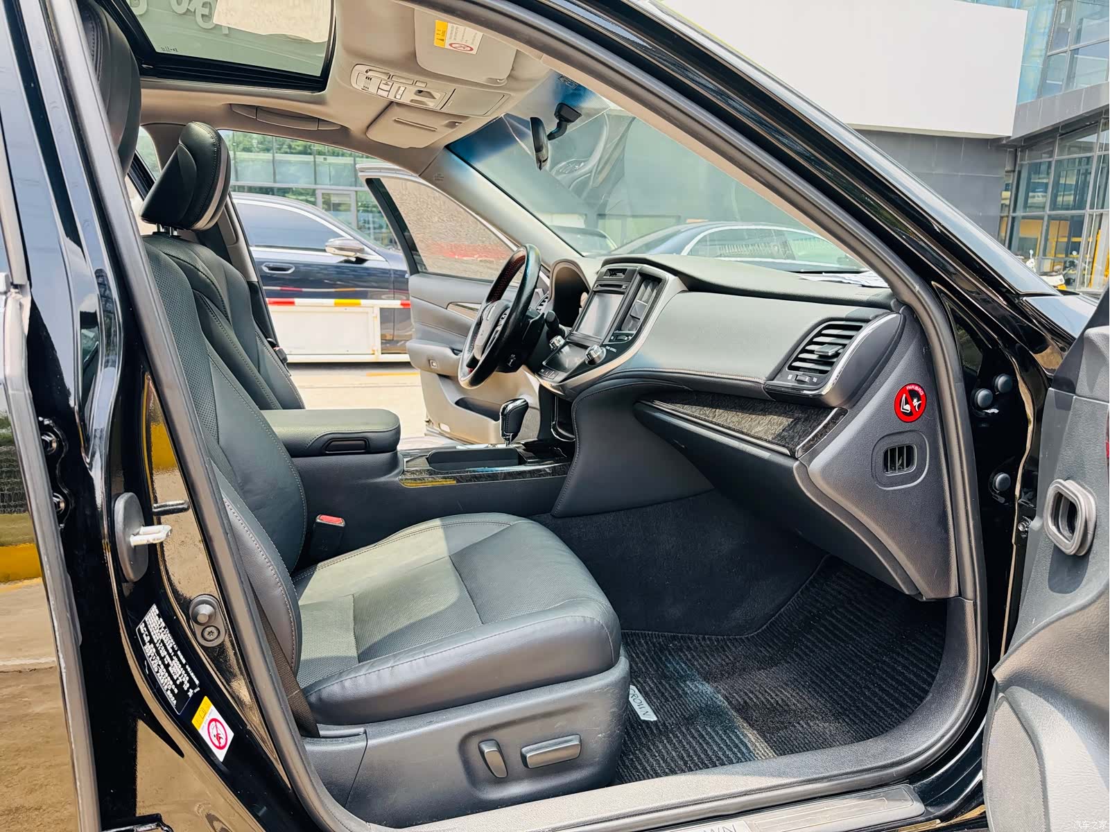 Toyota Crown, 2018 7
