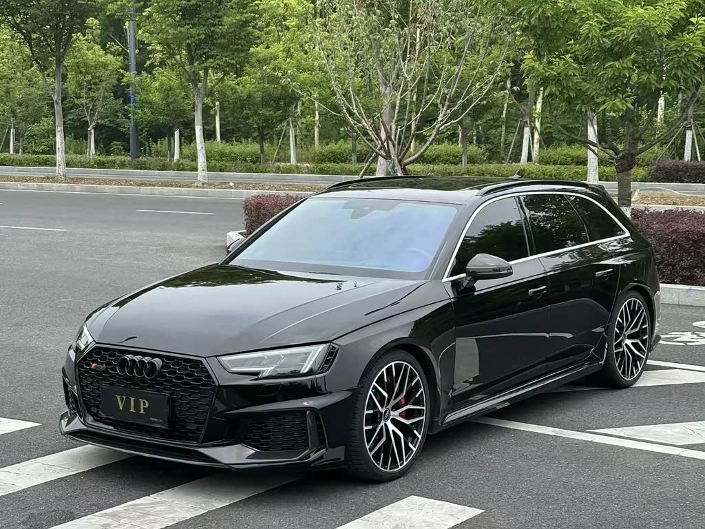 Audi RS 4